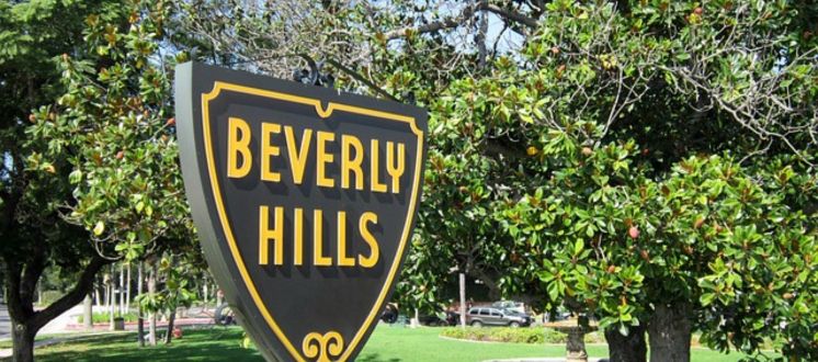 A Luxurious Escape: Exploring the Glamour of Beverly Hills with Your Travel Buddy